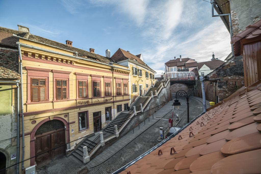 Casa Astronomului Apartment Sibiu Luaran gambar