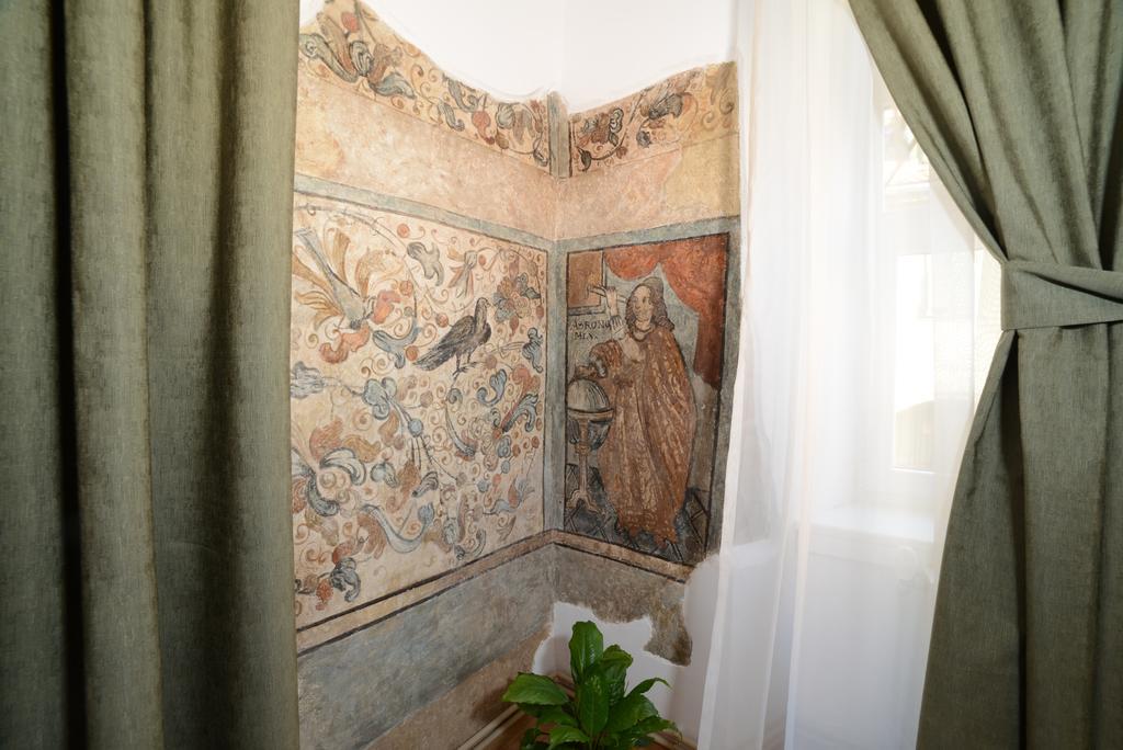 Casa Astronomului Apartment Sibiu Bilik gambar
