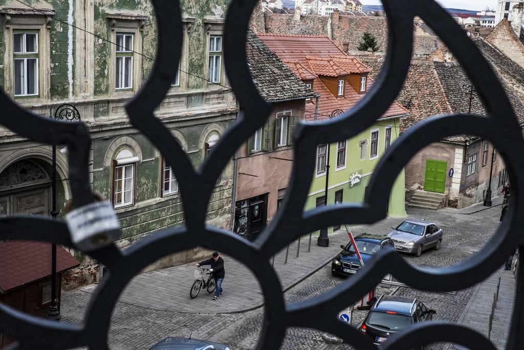 Casa Astronomului Apartment Sibiu Luaran gambar