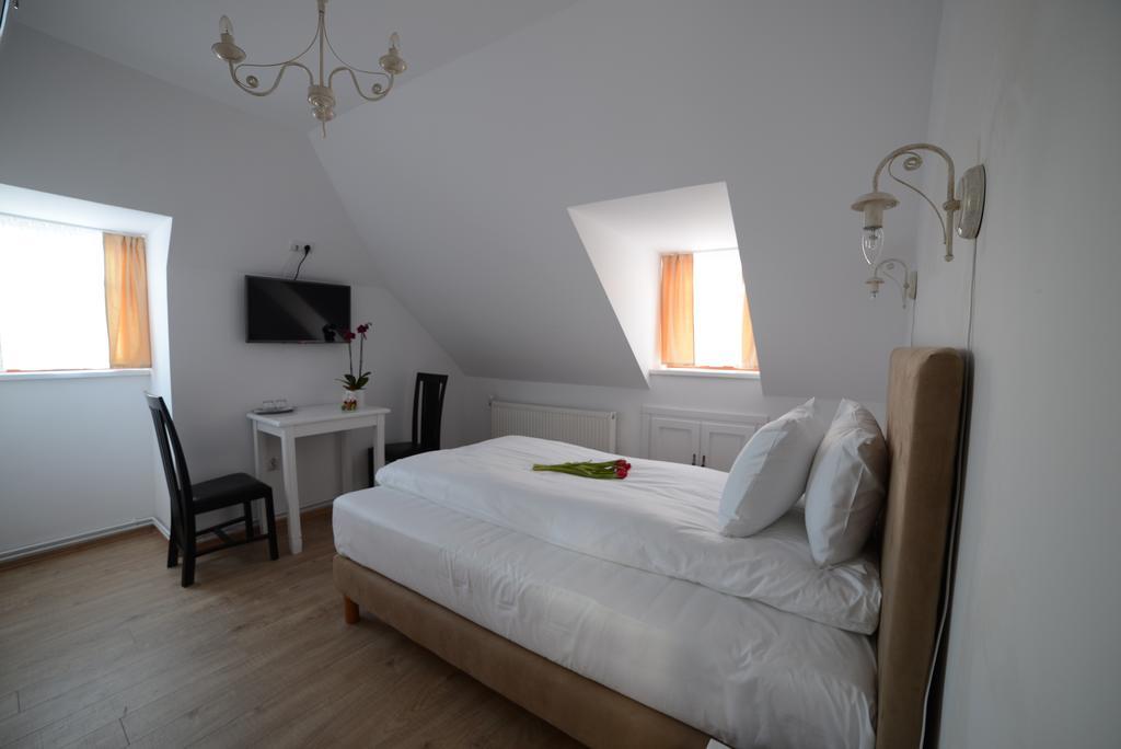Casa Astronomului Apartment Sibiu Bilik gambar