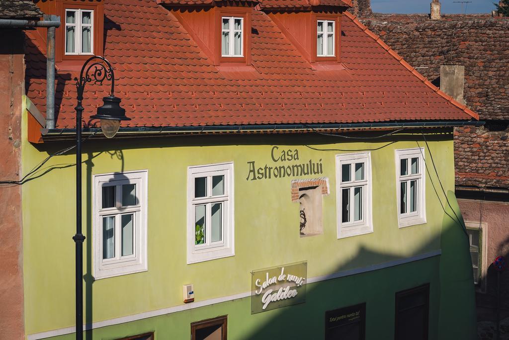 Casa Astronomului Apartment Sibiu Luaran gambar