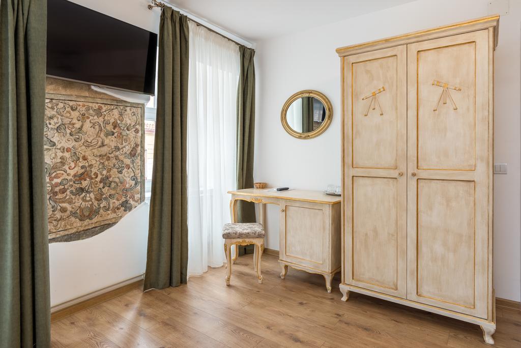 Casa Astronomului Apartment Sibiu Luaran gambar